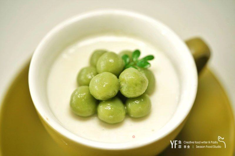 椰喷鼻葡萄青团的做法