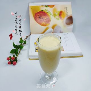芒果喷鼻蕉奶昔的做法步调：1