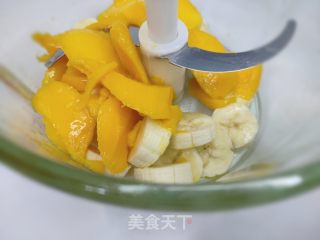 芒果喷鼻蕉奶昔的做法步调：2
