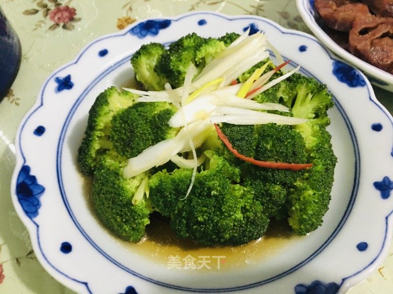 利剑灼西兰花的做法