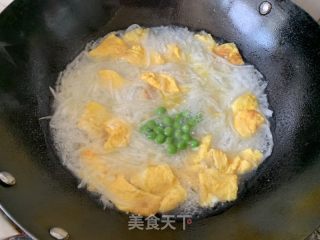 鸡蛋萝卜丝汤的做法步调：9