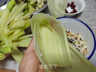 玉米叶八宝粽的做法步调：6