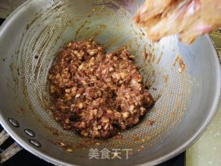 萝卜火饺的做法步调：2
