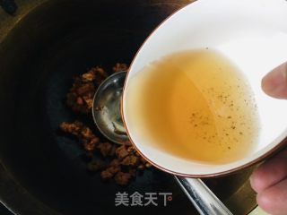 羊肉喷鼻菇里片的做法步调：5