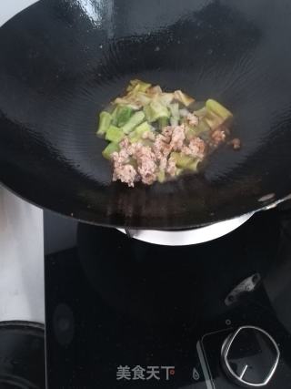 利剑菜炖豆腐的做法步调：4