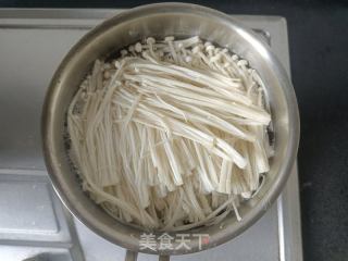 洛神金针菇的做法步调：4