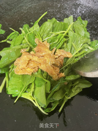 菠菜炒鸡蛋的做法步调：7