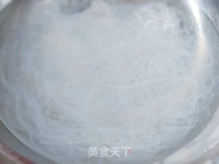 凉拌菠菜粉丝的做法步调：4