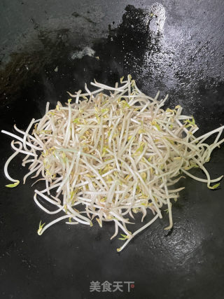 芽菜炒鸡蛋的做法步调：6