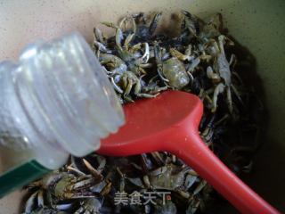 【小时分的滋味】炒沙蟹的做法步调：5