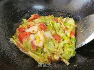 包菜炒西白柿的做法步调：5