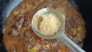 白烧牛尾土豆的做法步调：12
