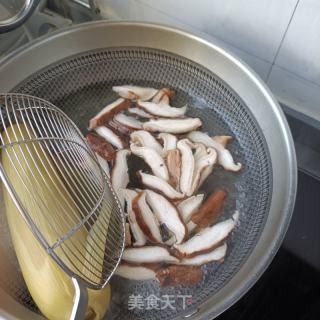 油豆喷鼻菇拌煮蛋的做法步调：6
