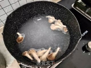 捞汁挂里的做法步调：5