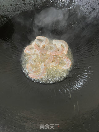 荷兰豆炒虾仁的做法步调：7