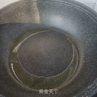 粗五花炒皱皮椒的做法步调：4