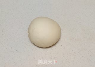 茴喷鼻馅盒子的做法步调：1