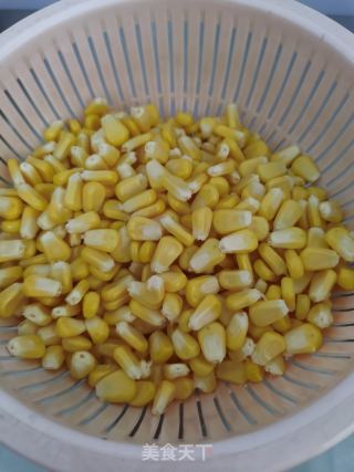 喷鼻菇猪肉利剑菜饺子的做法步调：8