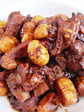 秋天限制好食～没有炒糖色板栗烧排骨的做法步调：11