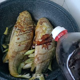 家常焖炖年夜黄花的做法步调：9
