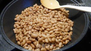 番茄煮马约科巴豆的做法步调：4