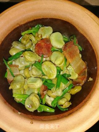 腊肉蚕豆米的做法步调：4