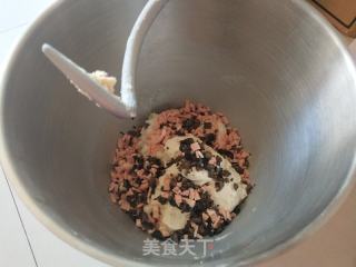 乌橄榄齐麦牛角包的做法步调：6