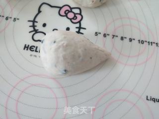 乌橄榄齐麦牛角包的做法步调：8
