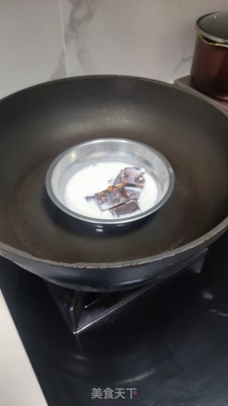 巧克力慕斯蛋糕的做法步调：12