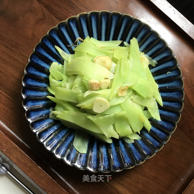 蒜头油炒笋片的做法