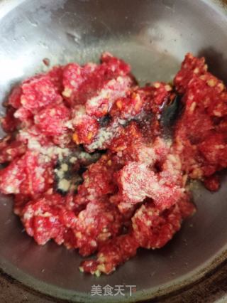 冬笋焖牛肉饼的做法步调：4
