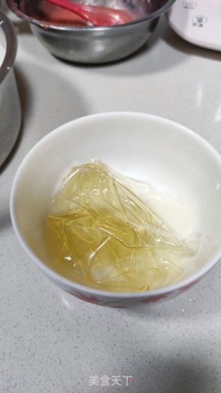 草莓慕斯蛋糕的做法步调：13