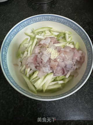 丝瓜鱿鱼烙的做法步调：4
