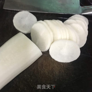 牛腱子利剑萝卜汤的做法步调：5