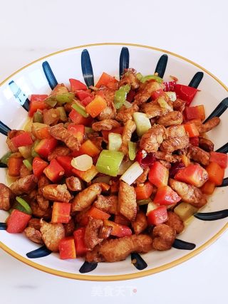 酸爽开胃泡菜萝卜炒鸡脯肉的做法步调：9
