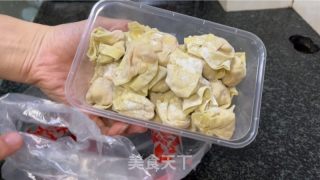 火煮云吞里的做法步调：2