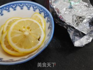 柠檬烤白茶的做法步调：1