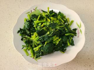 雪里白炒豆腐的做法步调：3