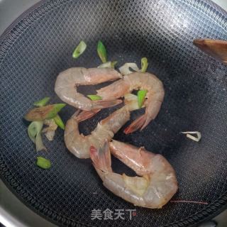 陈虾时蔬炒荞麦里的做法步调：12