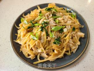 白皮土豆丝炒干豆皮的做法步调：9