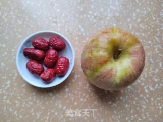 白枣蒸苹果的做法步调：1