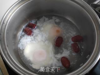 白枣酒酿鸡蛋汤的做法步调：4