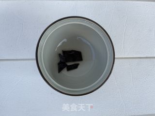 阿胶白枣炖鸡蛋的做法步调：2