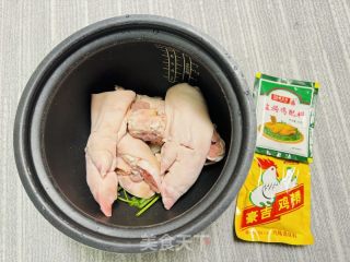 没有减一滴火做出去的香馥馥盐焗猪蹄的做法步调：2