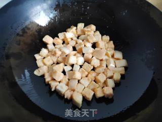 芥菜北瓜炒馒头的做法步调：5