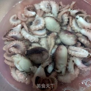 蒜黄炒八爪鱼的做法步调：4