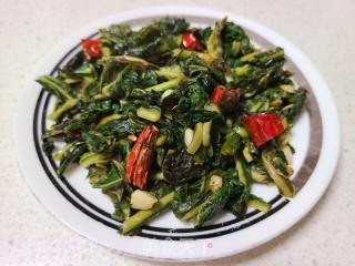 炒天黄叶的做法步调：7