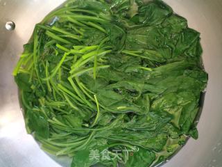 菠菜煮豆腐丸子的做法步调：6