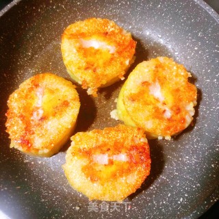 煎绿豆粽的做法步调：2