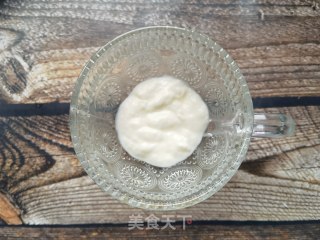 车厘子奥利奥奶油酸奶杯的做法步调：4